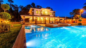 Ölüdeniz'de Özel Havuzlu 5 bedroom Lüks Villa Sato, Fethiye
